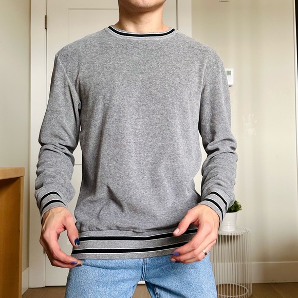 Velvet Long Sleeve T-Shirt - Picture 3 of 4